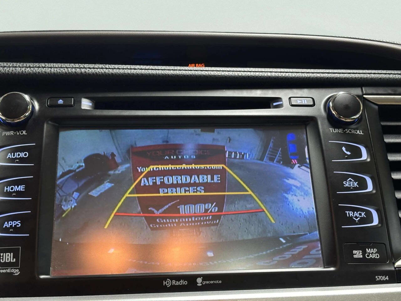 Used 2014 Toyota Highlander Limited w/ Driver Technology Package AWD/4WD image 28
