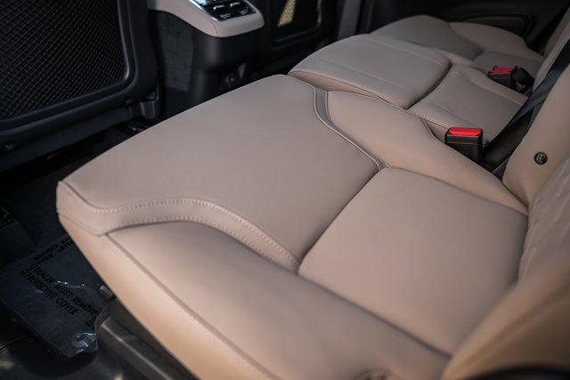 New 2026 Volvo XC90 B6 Plus image 32