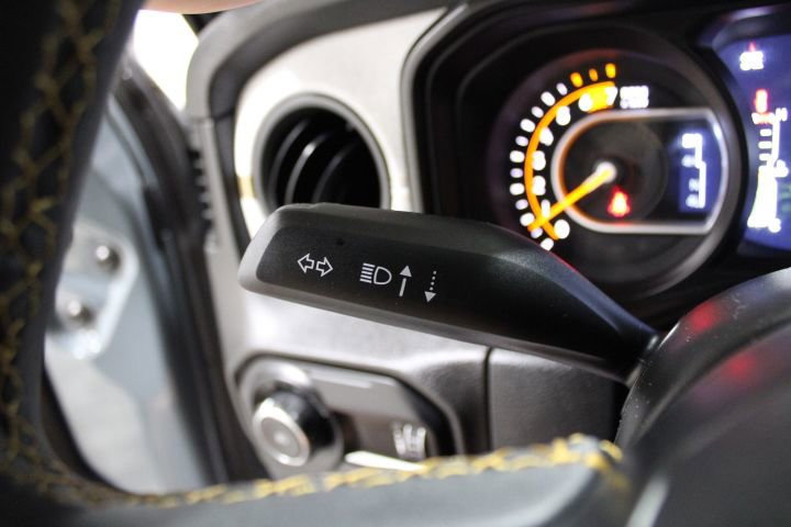 Used 2024 Jeep Wrangler Sport AWD/4WD image 35