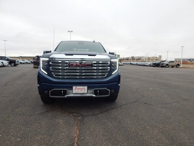 Used 2024 GMC Sierra 1500 Denali w/ Technology Package image 2