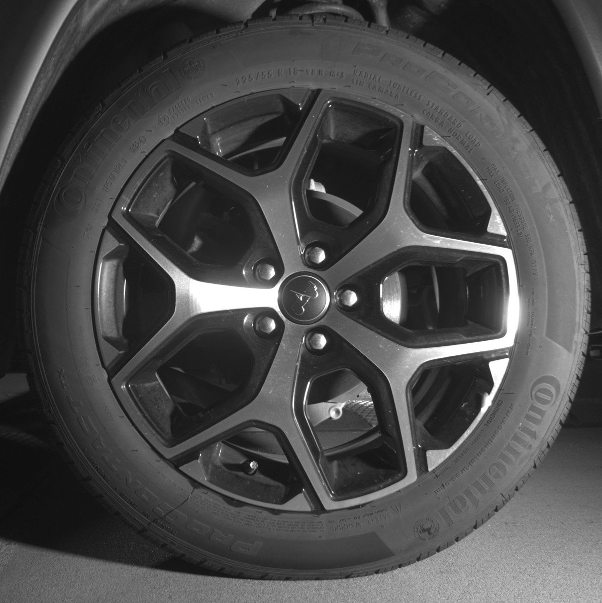 Used 2025 Jeep Compass Limited image 14