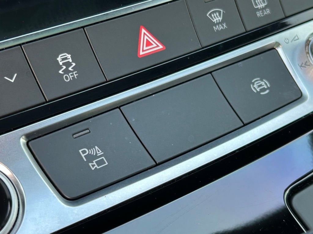 Used 2021 Audi Q7 3.0T Premium Plus w/ Executive Package AWD/4WD image 36