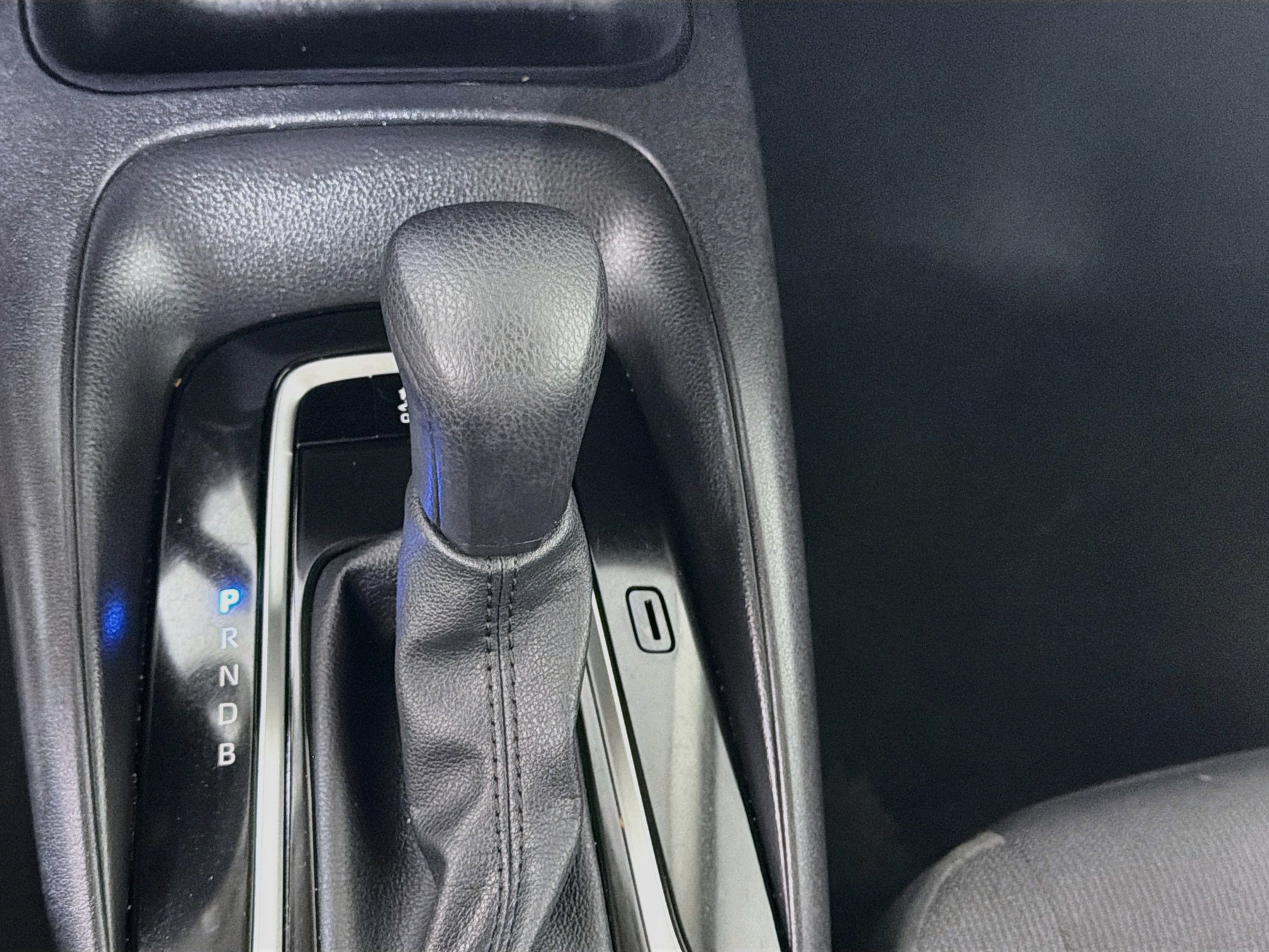 Used 2025 Toyota Corolla LE FWD image 23