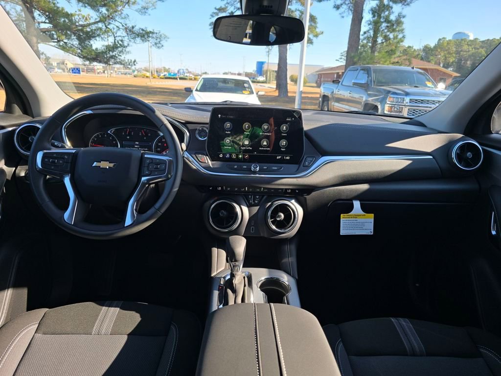 New 2026 Chevrolet Blazer LT w/ Midnight/Sport Edition FWD image 12