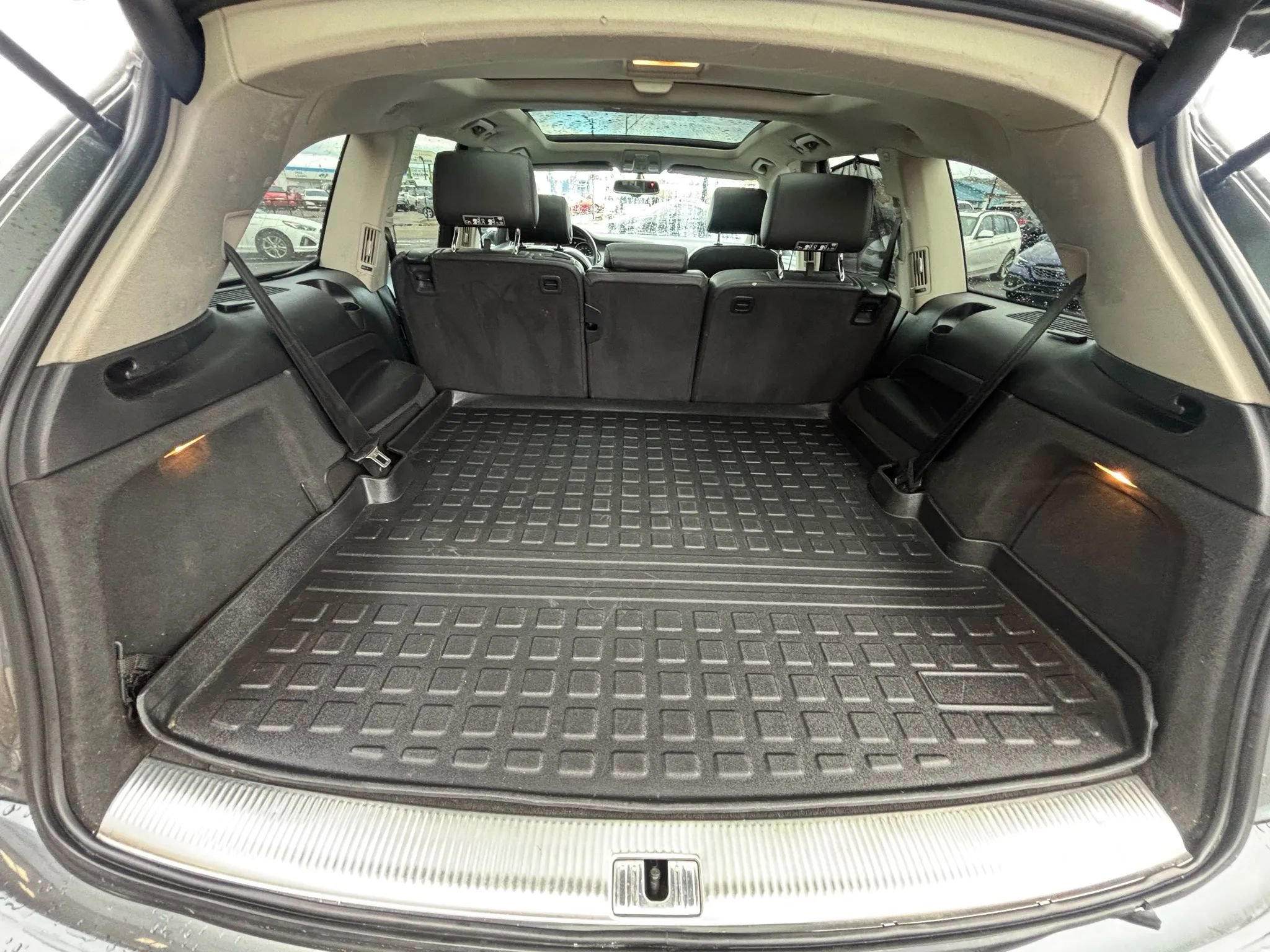 Used 2010 Audi Q7 TDI Prestige AWD/4WD image 18