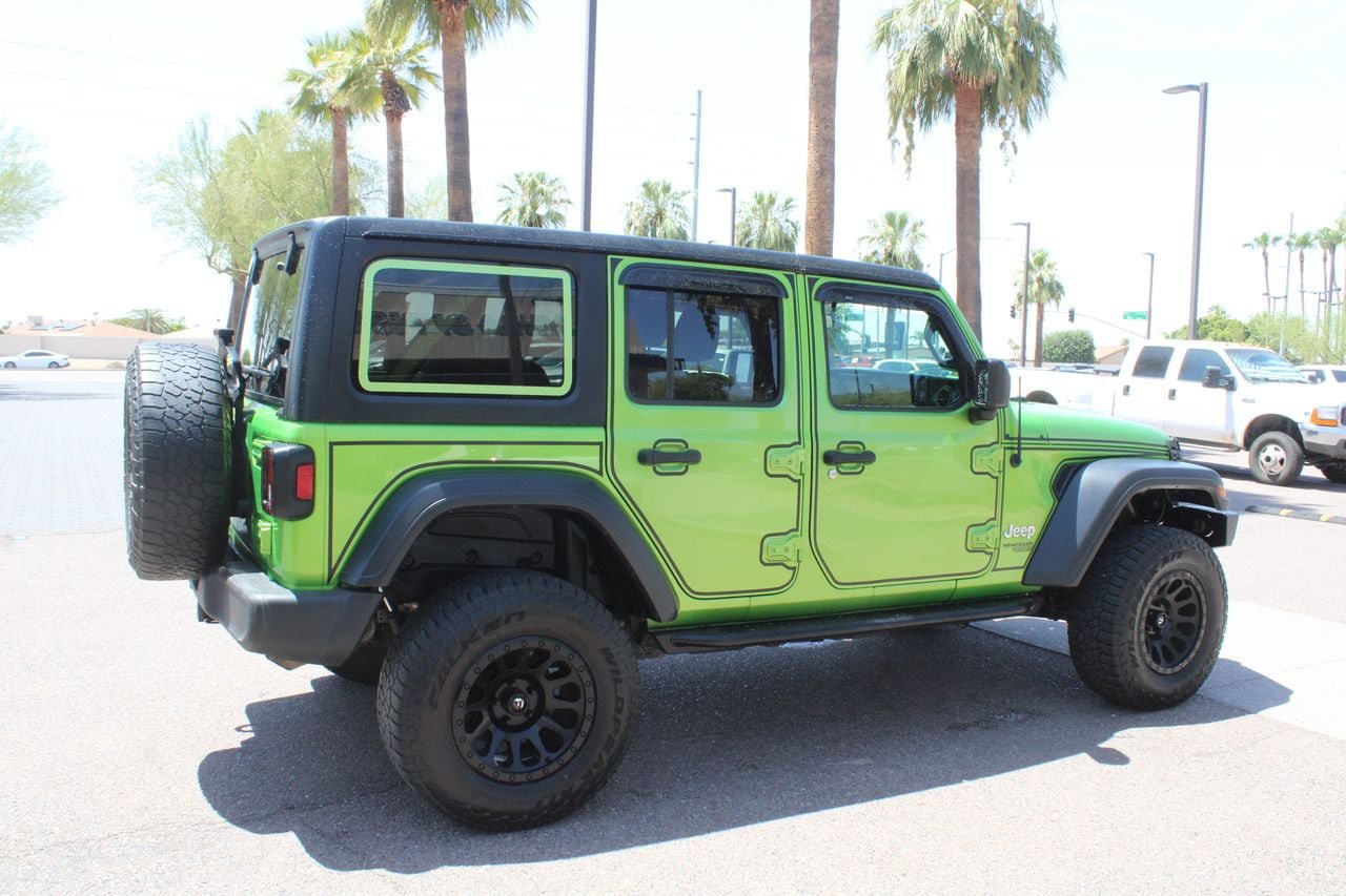 Used 2018 Jeep Wrangler Unlimited Sport S AWD/4WD image 8
