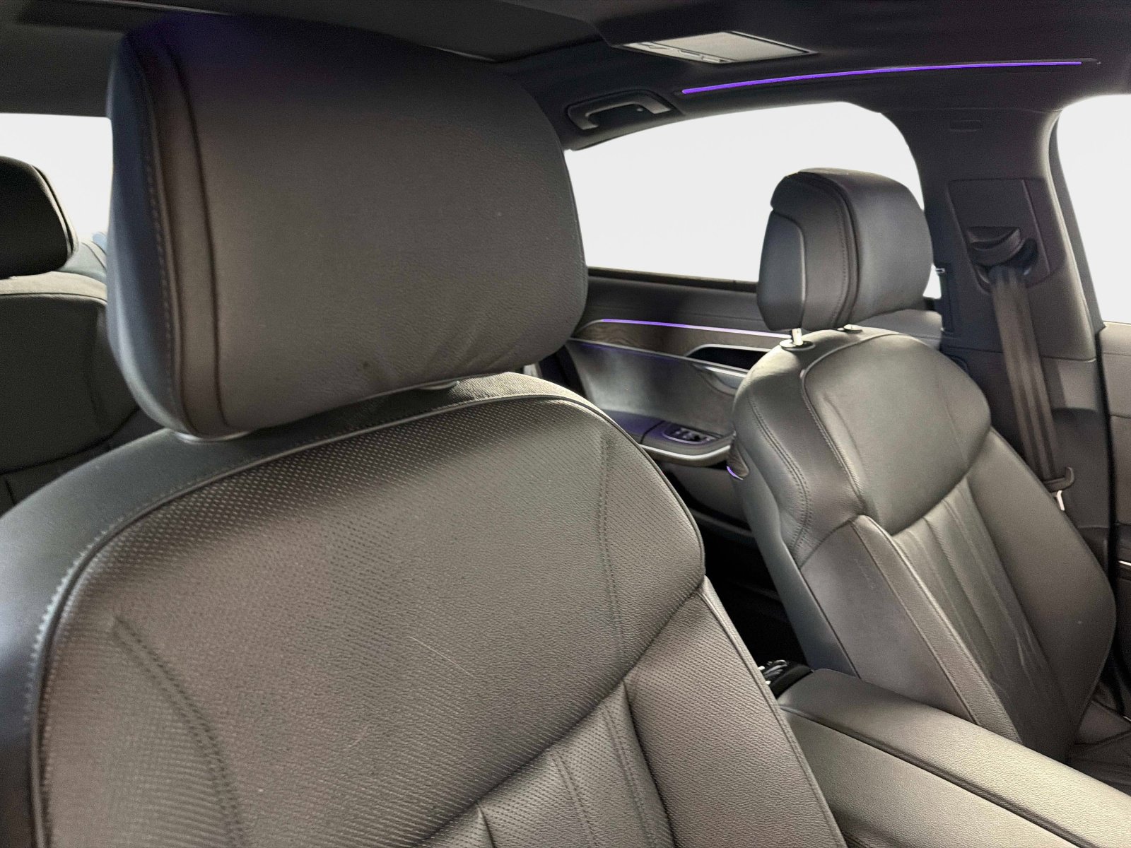 Used 2023 Audi A8 L 3.0T w/ Executive Package image 25