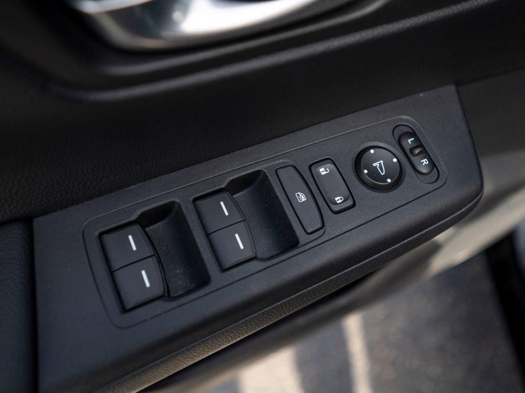 Used 2025 Honda CR-V Sport-L image 19