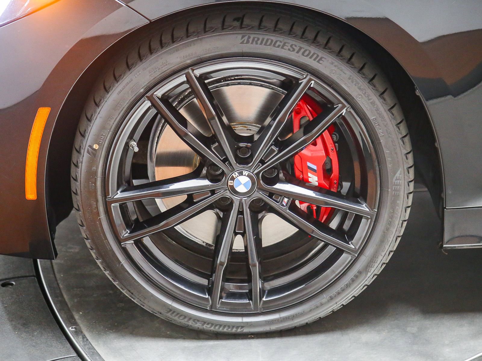 Certified 2023 BMW 330i Sedan w/ M Sport Package RWD image 10