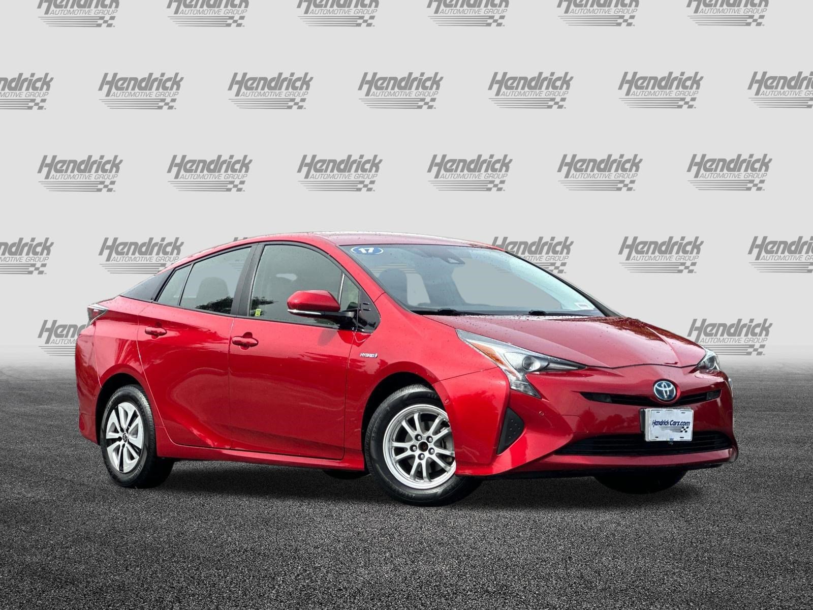 Used 2017 Toyota Prius Three FWD image 2