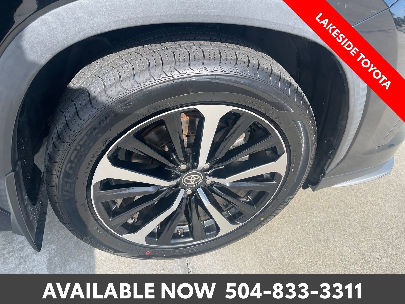 Used 2021 Toyota Highlander XSE FWD image 10