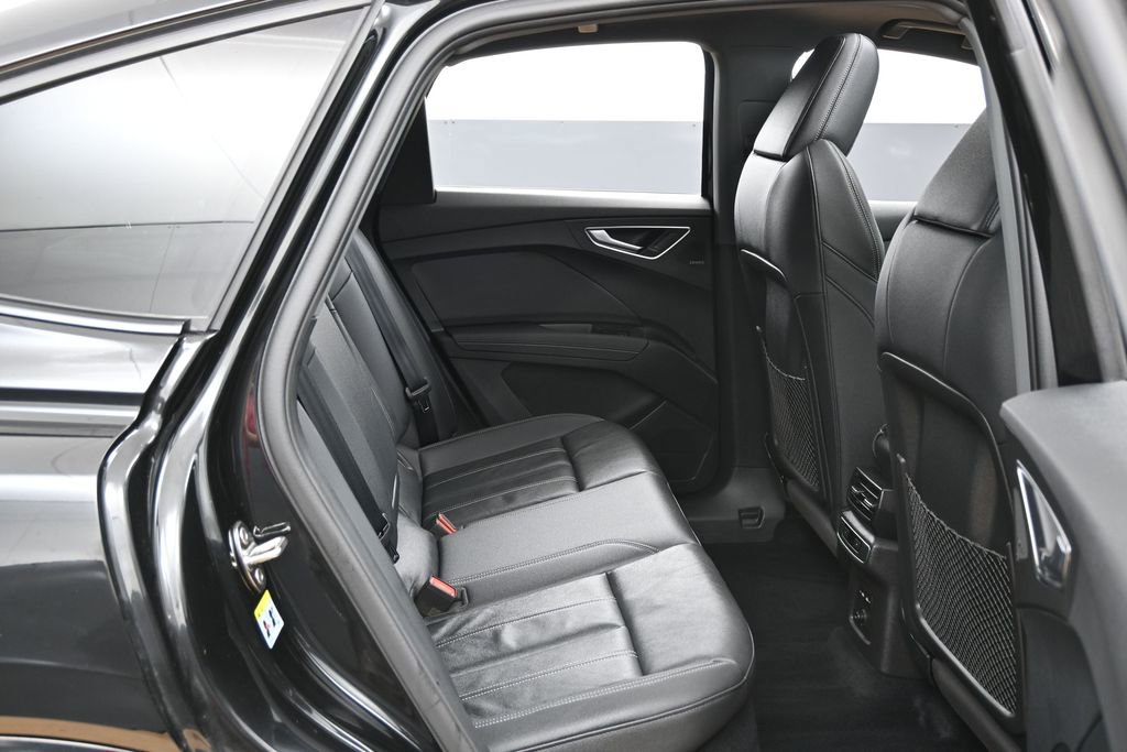 Used 2023 Audi Q4 e-tron Premium Plus w/ Premium Plus AWD/4WD image 36