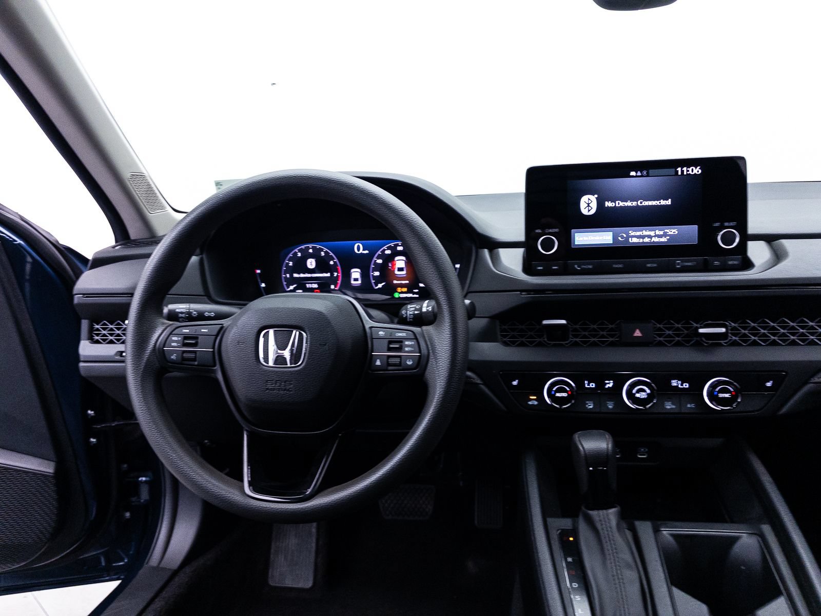 Used 2023 Honda Accord EX image 4