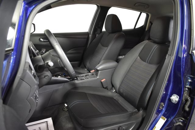 Certified 2025 Nissan Leaf SV Plus FWD image 9