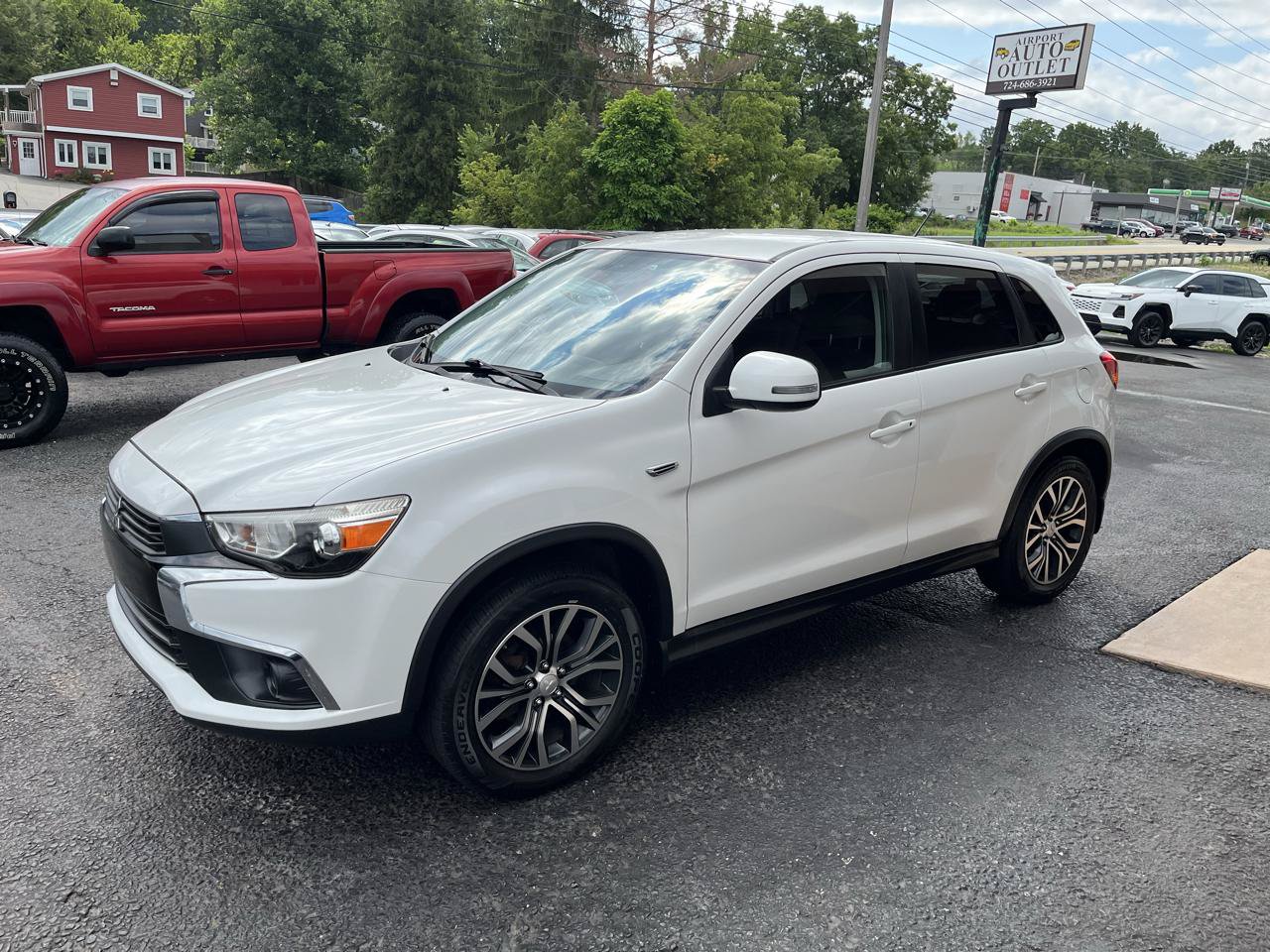 Used 2016 Mitsubishi Outlander Sport ES AWD/4WD image 9