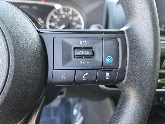 Used 2022 Nissan Rogue SV AWD/4WD image 15