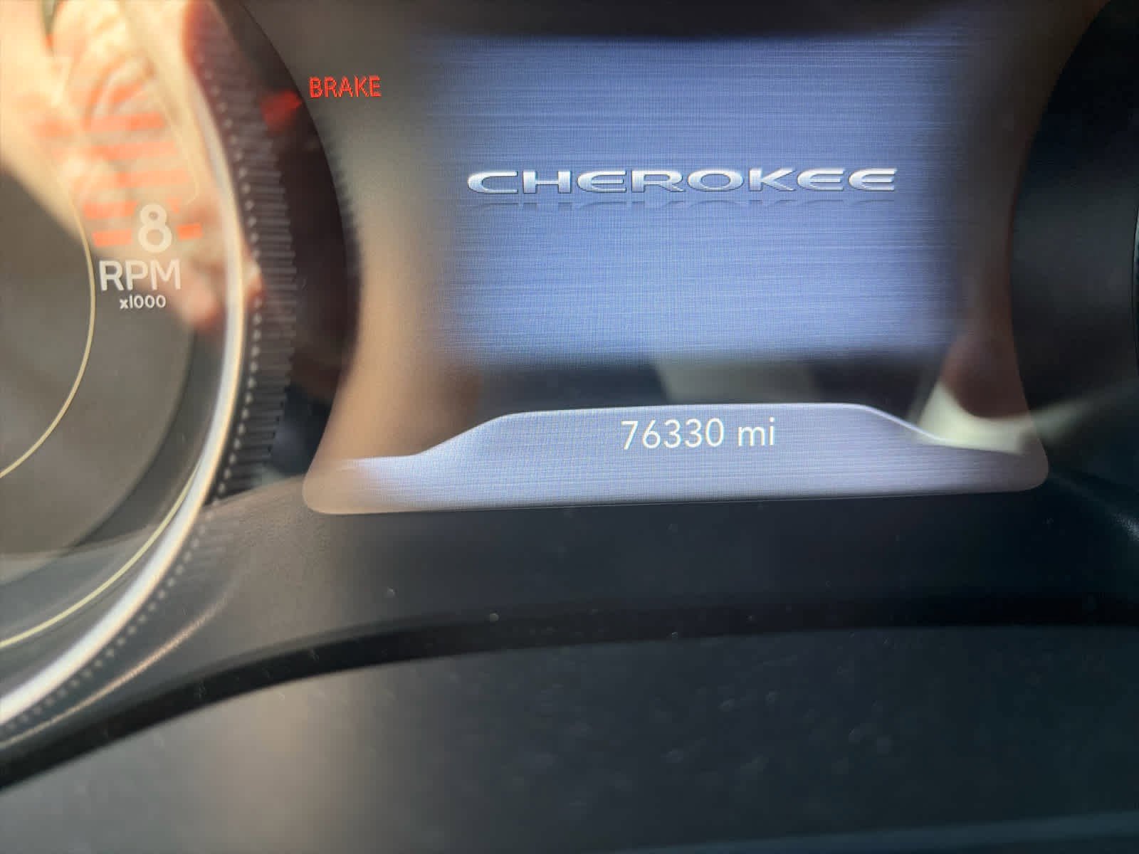 Used 2019 Jeep Cherokee Trailhawk AWD/4WD image 9