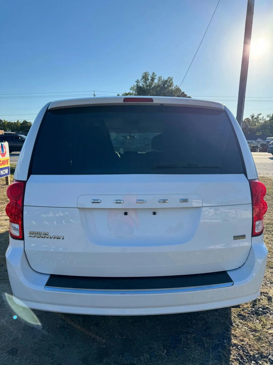 Used 2016 Dodge Grand Caravan SE w/ Quick Order Package 29E SE image 5