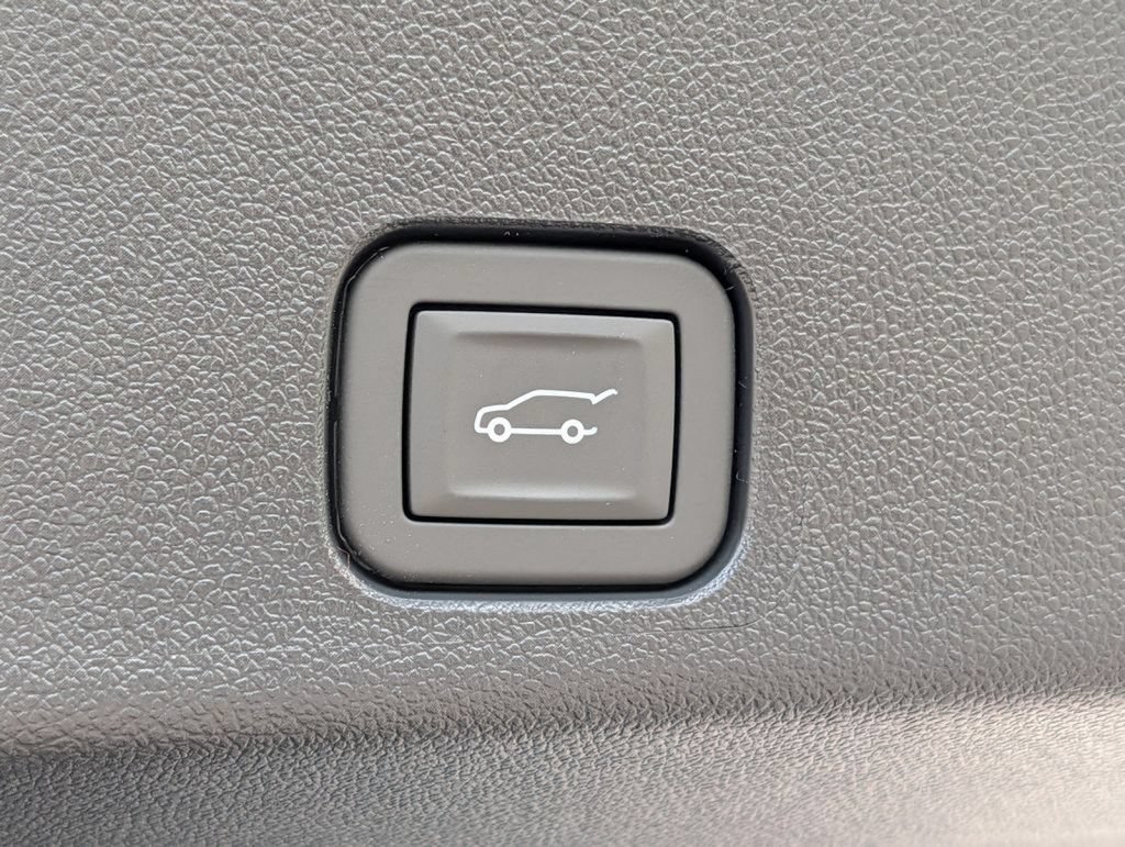 New 2026 GMC Acadia Elevation w/ Elevation Premium Package AWD/4WD image 30