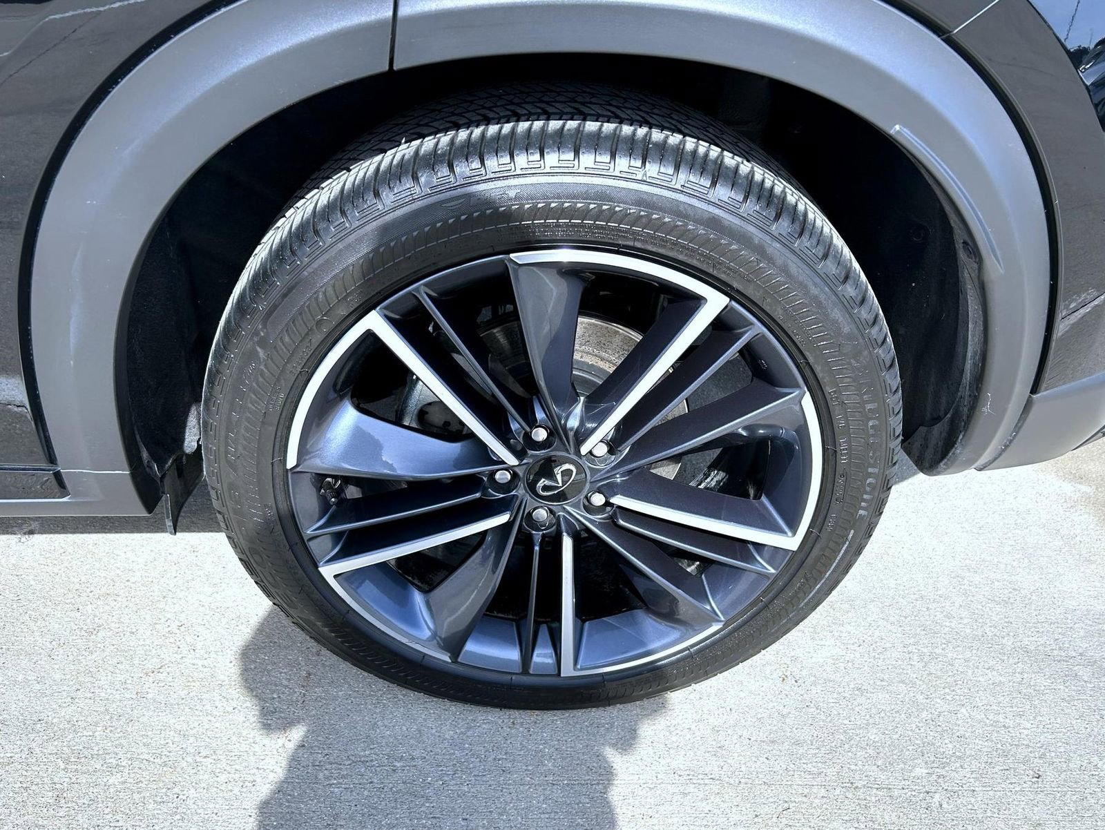 Used 2025 INFINITI QX55 Essential w/ Accent Package image 22