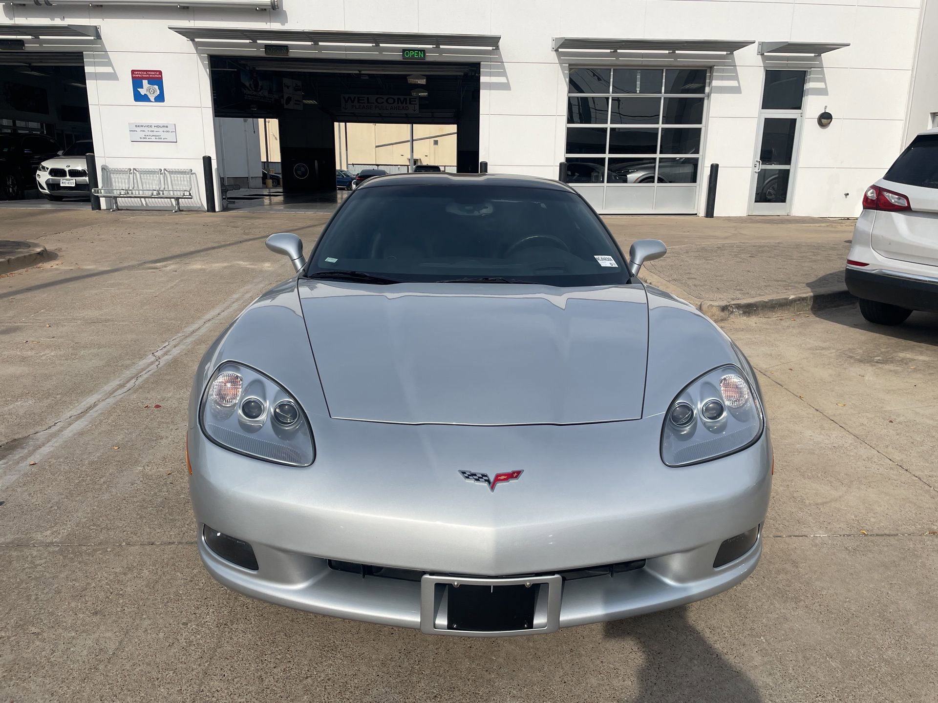 Used 2009 Chevrolet Corvette Base w/ Preferred Equipment Group image 2