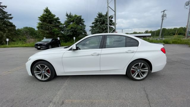 Used 2018 BMW 330i xDrive Sedan AWD/4WD image 6