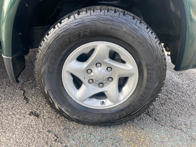 Used 2004 Toyota Tundra SR5 AWD/4WD image 19