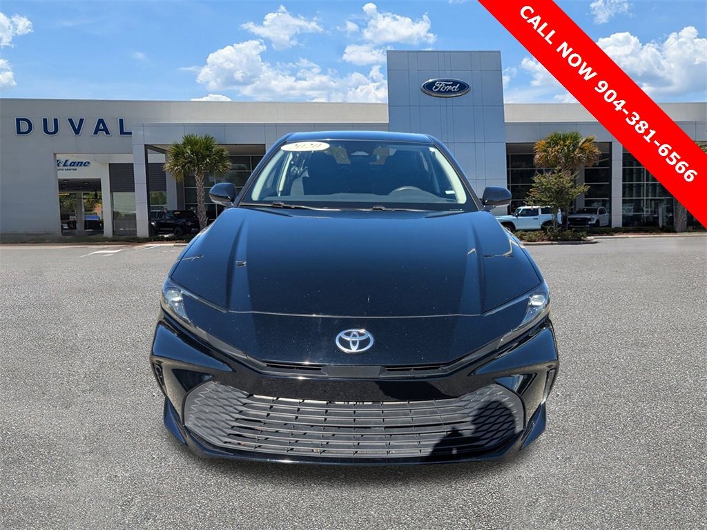 Used 2025 Toyota Camry LE image 9