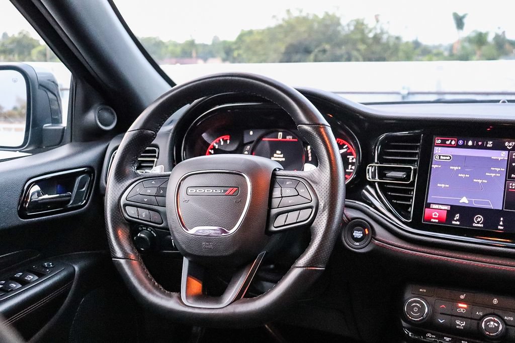 Used 2025 Dodge Durango GT AWD/4WD image 7
