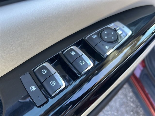 Certified 2023 Kia Carnival SX image 13