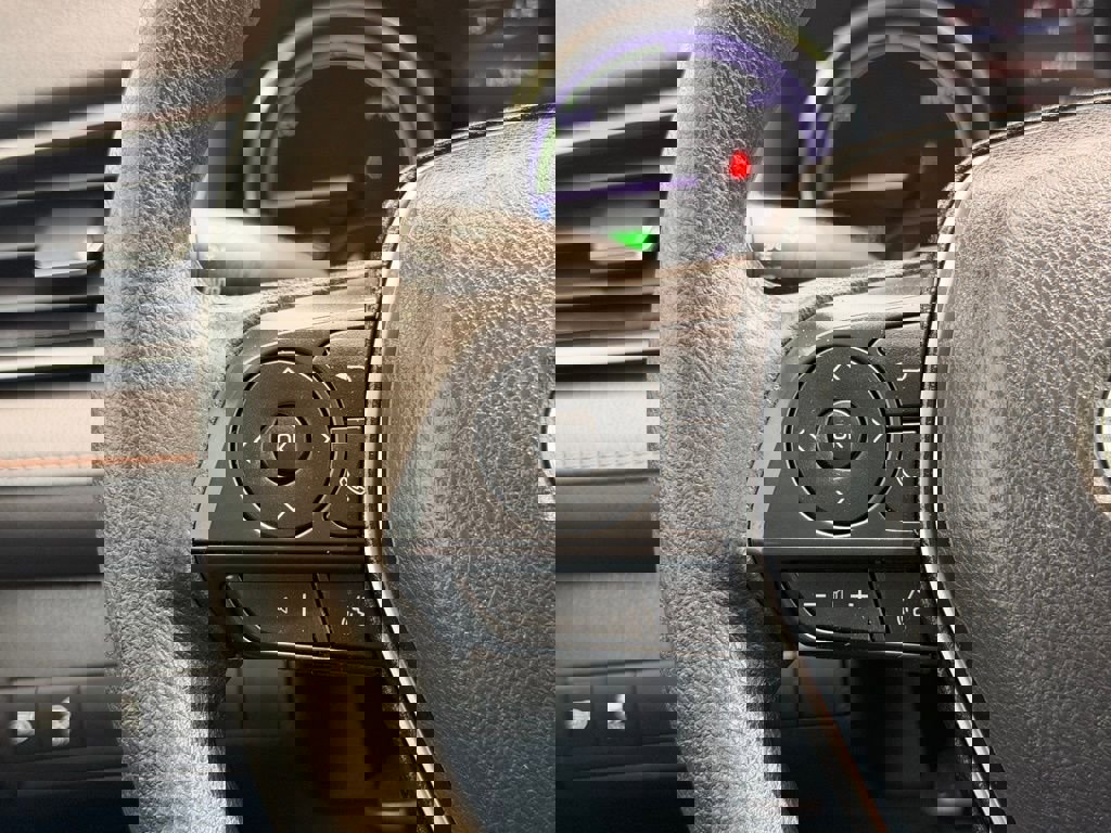 Used 2020 Toyota Camry LE FWD image 26