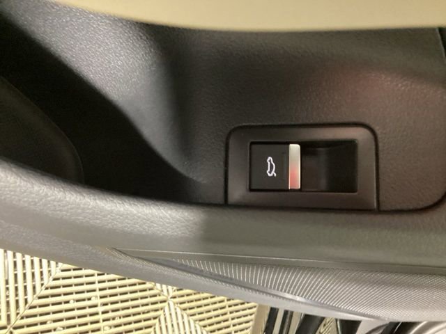 Used 2024 Audi A6 3.0T Prestige image 19