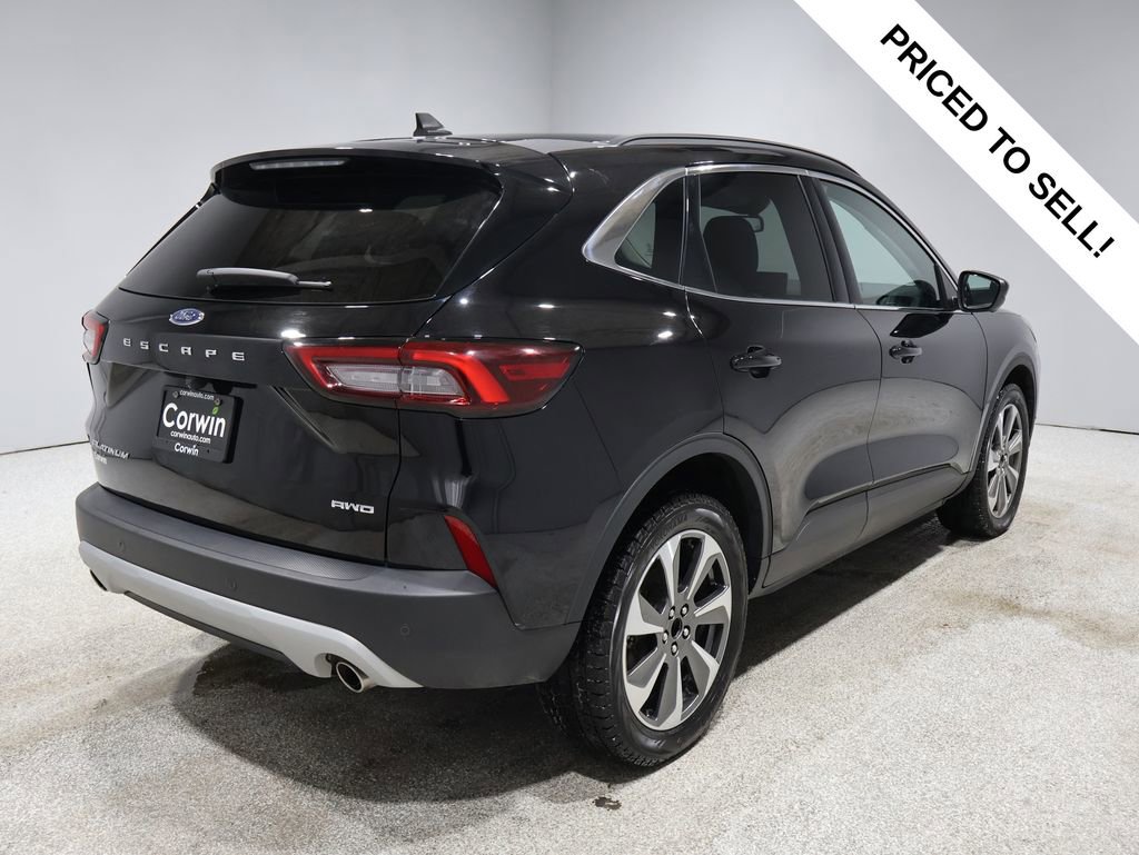 Used 2023 Ford Escape Platinum AWD/4WD image 2