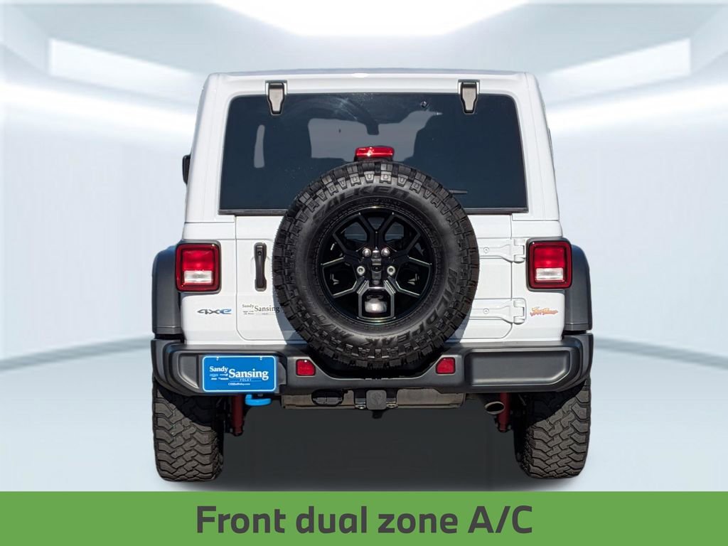 Used 2024 Jeep Wrangler Unlimited image 5