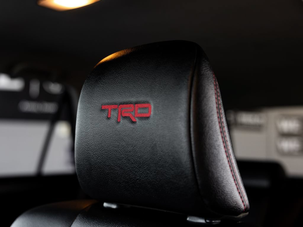 Used 2024 Toyota 4Runner TRD Off-Road Premium AWD/4WD image 11