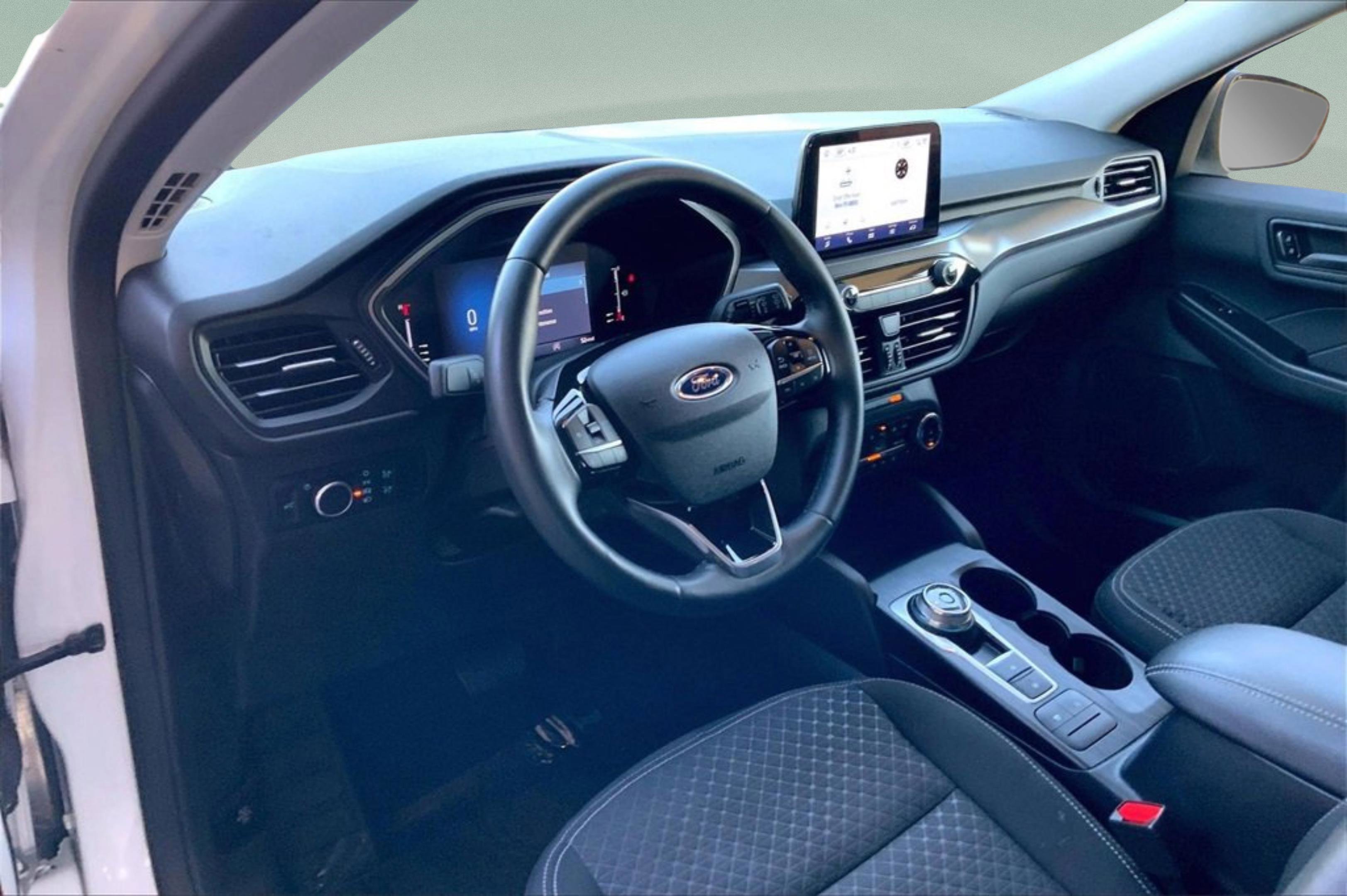 Used 2023 Ford Escape Active image 21