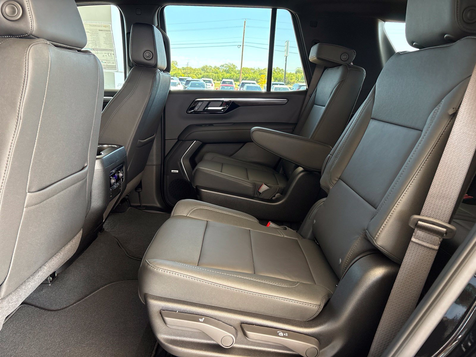 New 2027 Chevrolet Tahoe LT w/ Comfort Package RWD image 17