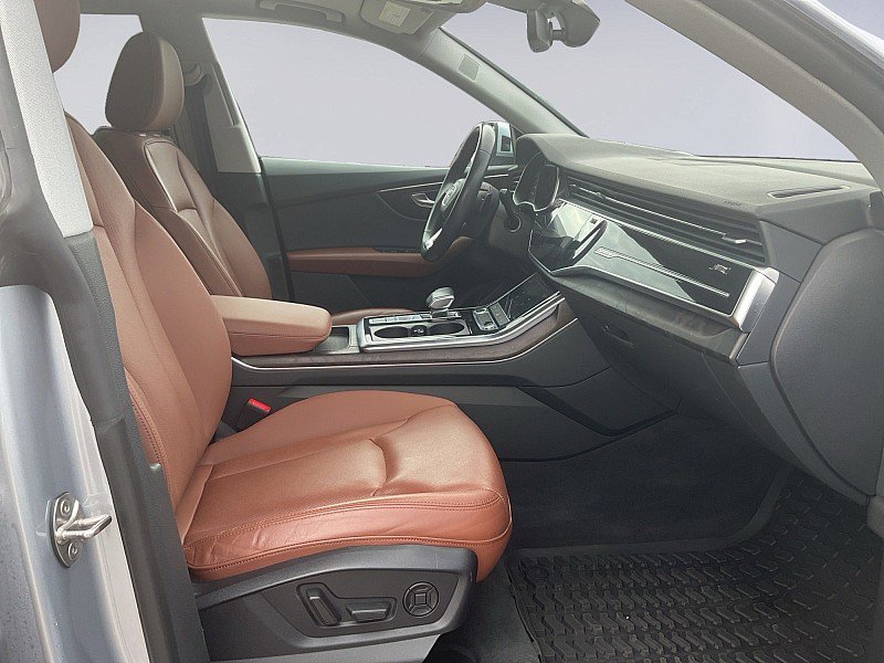 Used 2022 Audi Q8 Premium Plus w/ Premium Plus Package image 11