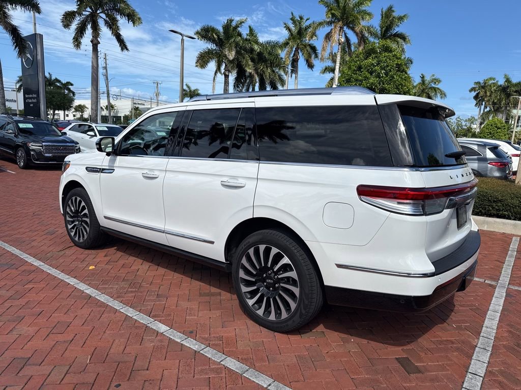 Used 2023 Lincoln Navigator Black Label image 7