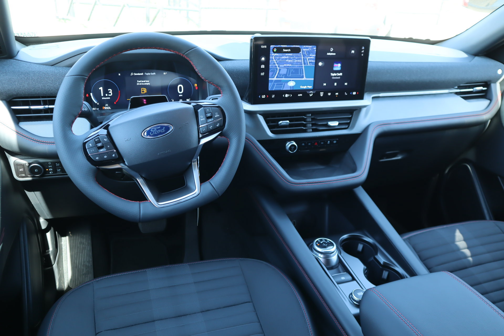 New 2027 Ford Explorer ST-Line w/ Premium Package AWD/4WD image 2