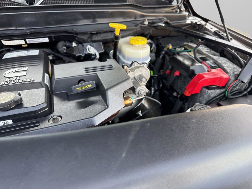 Used 2020 RAM 3500 Laramie image 45