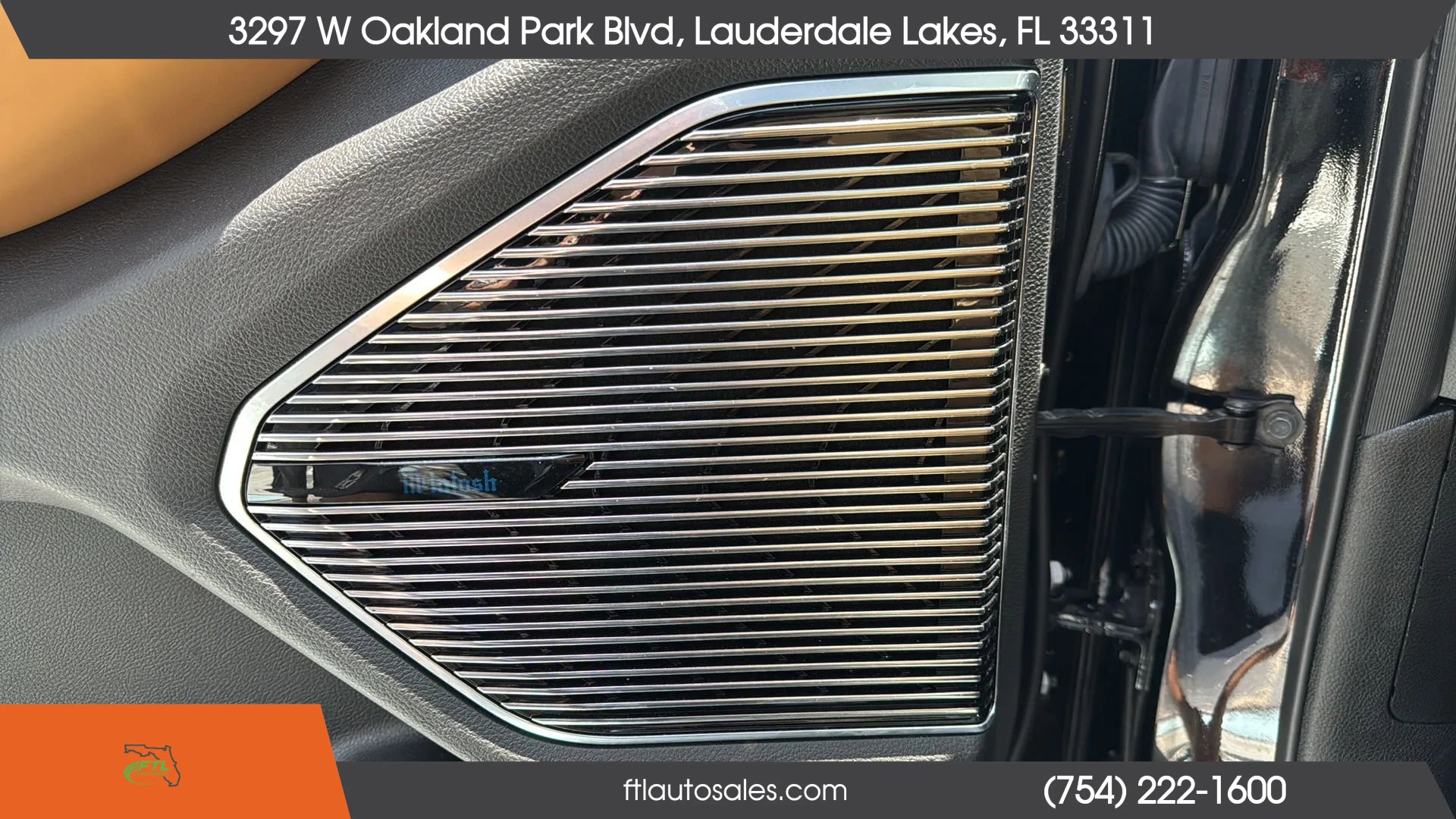 Used 2022 Jeep Grand Cherokee Summit w/ Luxury Tech Group V AWD/4WD image 24