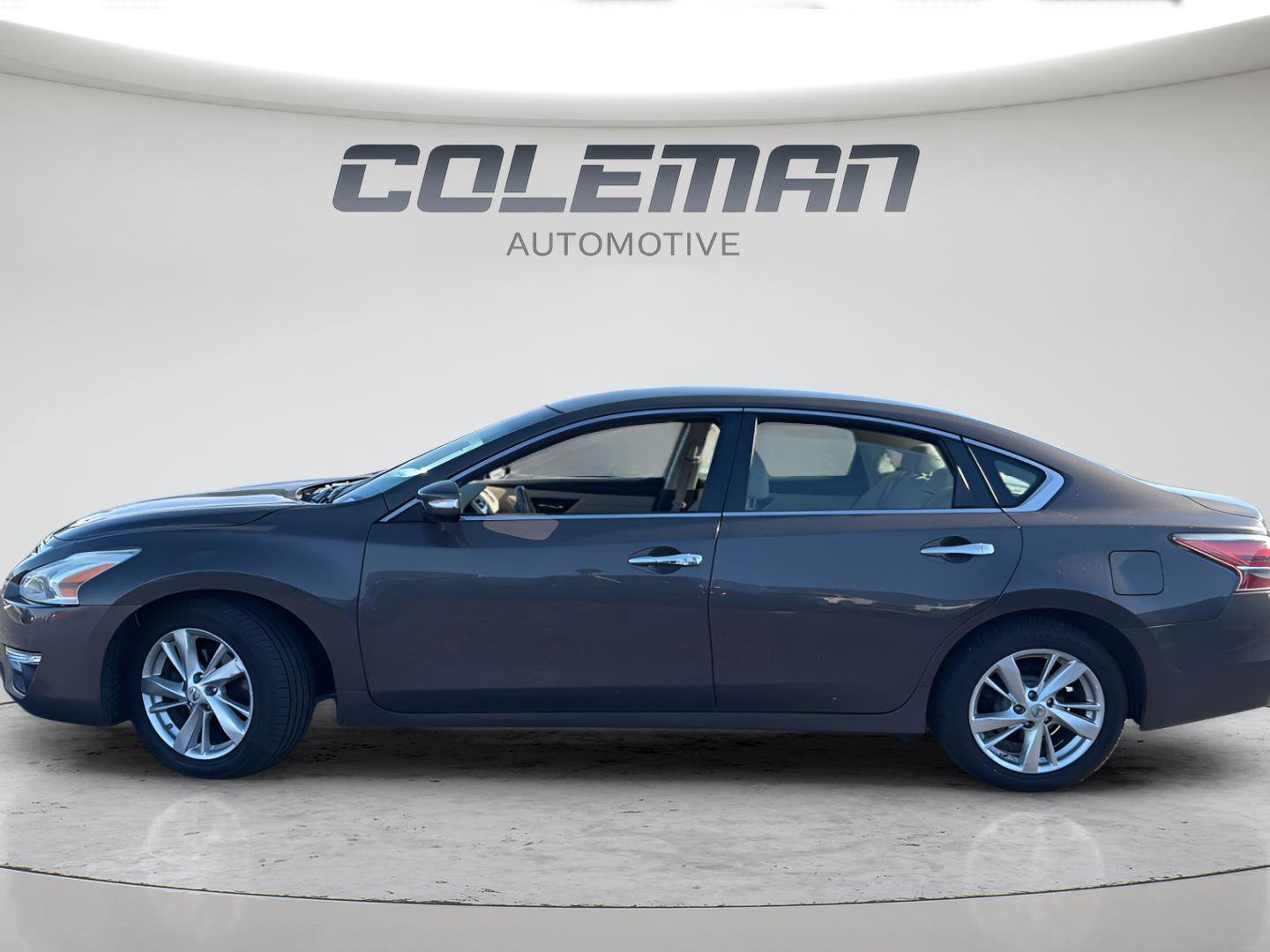 Used 2015 Nissan Altima 2.5 SL FWD image 2