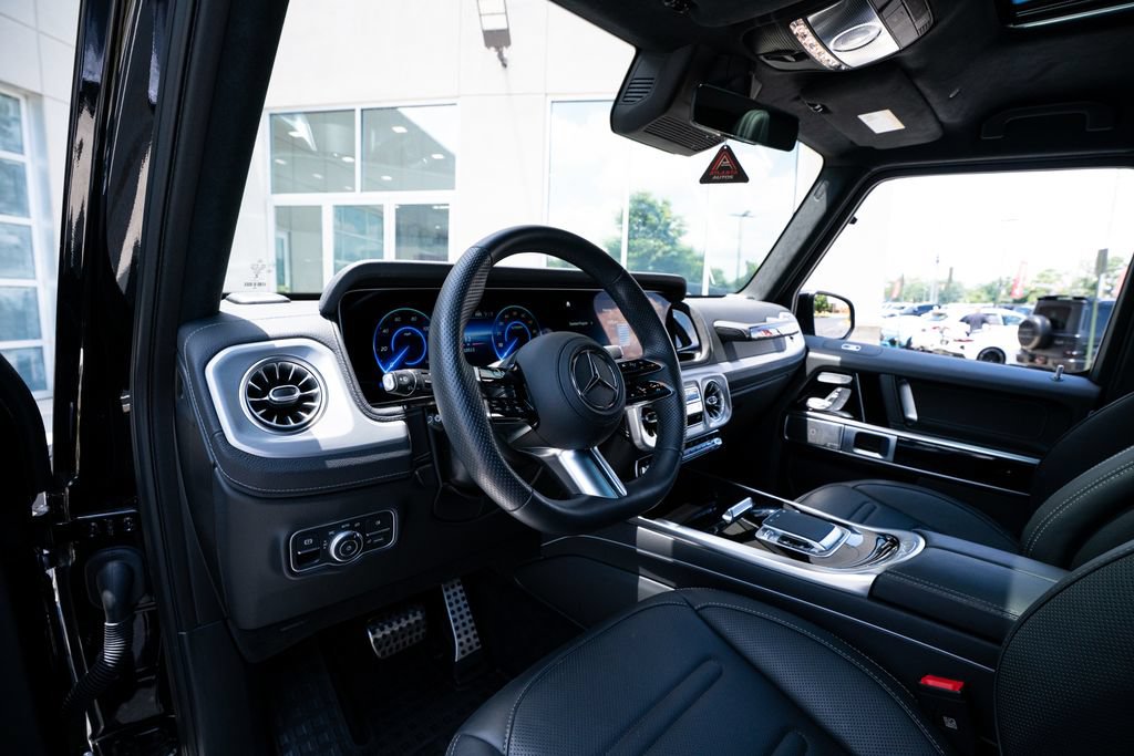 Used 2025 Mercedes-Benz G 580 w/ EQ Technology image 23