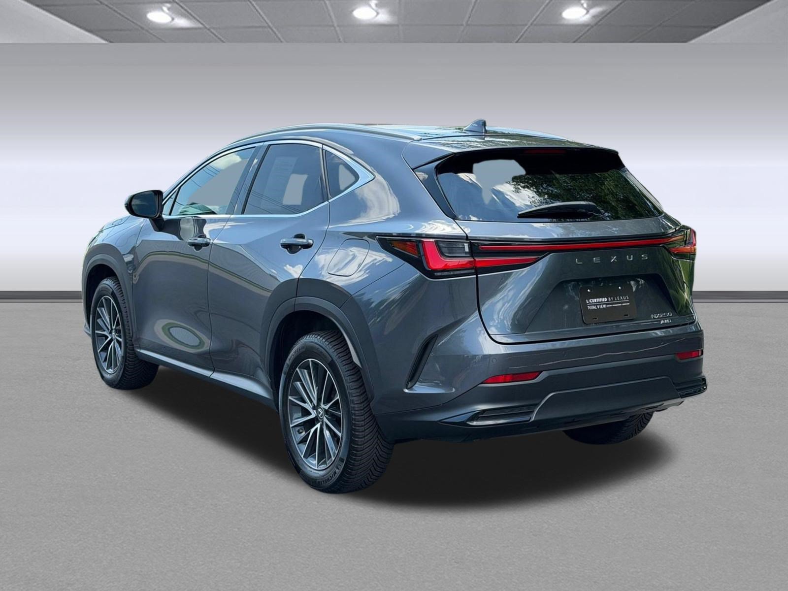 Certified 2022 Lexus NX 250 AWD image 3