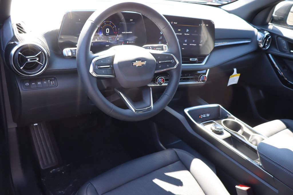 New 2027 Chevrolet Equinox LT w/ Convenience Package II AWD/4WD image 6
