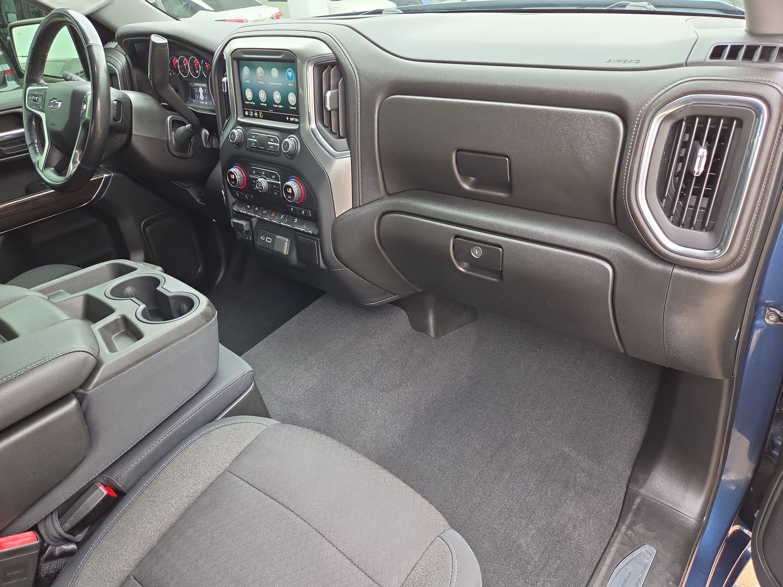 Used 2019 Chevrolet Silverado 1500 RST AWD/4WD image 27