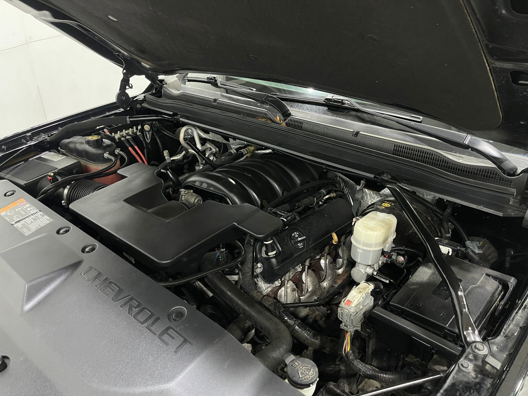 Used 2018 Chevrolet Suburban Premier image 26