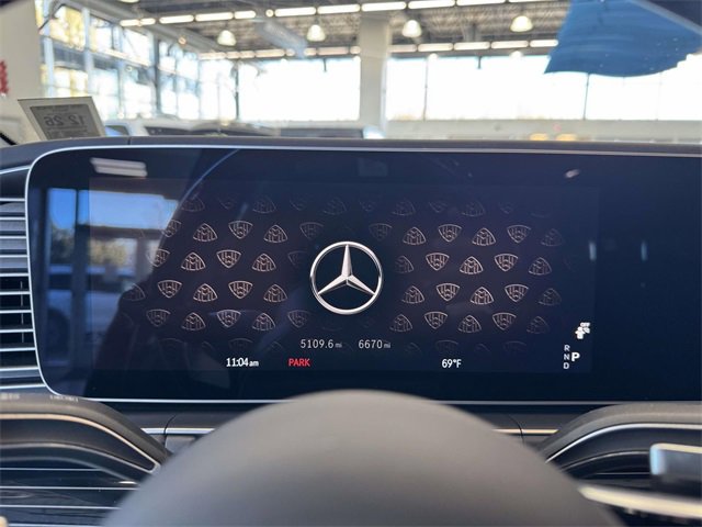 Certified 2024 Mercedes-Benz Maybach GLS 600 4MATIC image 3