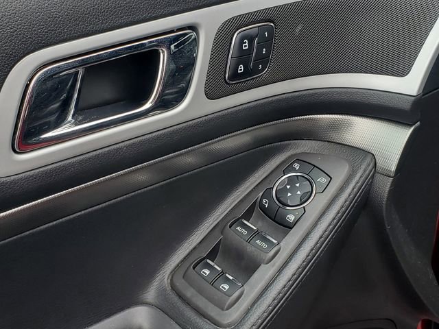 Used 2013 Ford Explorer Sport image 19